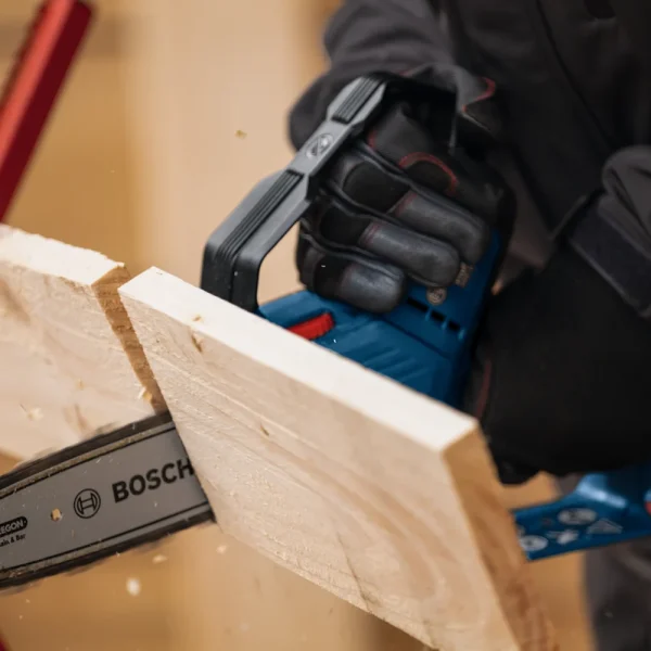 BOSCH Aku Lančana pila – testera GKE 18V-20 Professional (Solo) - Image 3