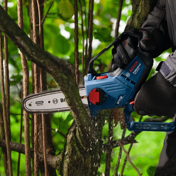 BOSCH Aku Lančana pila – testera GKE 18V-20 Professional (Solo) - Image 8